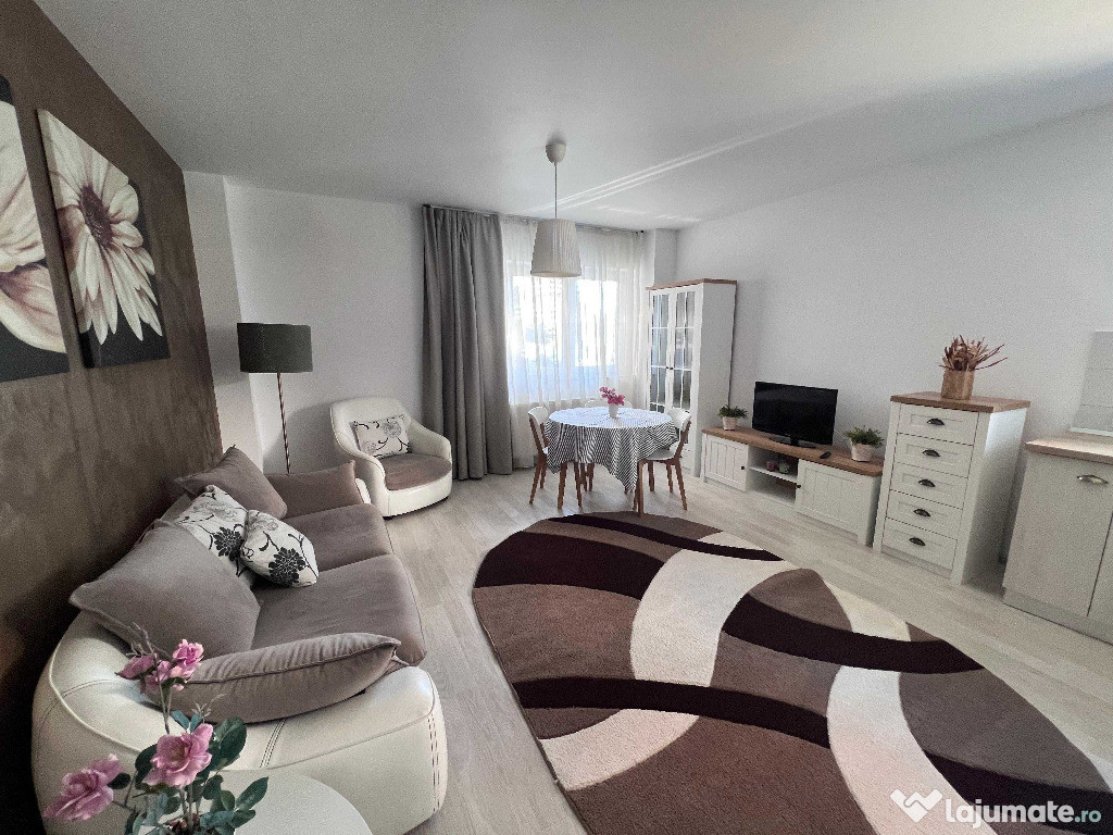 Apartament de 3 camere zona TRACTORUL,complex MAURER