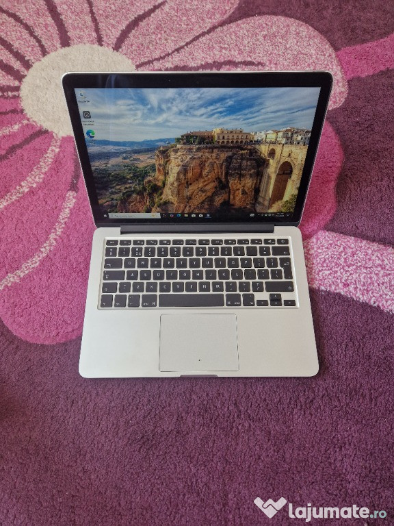 MacBook Pro A1425 | 500GB | Windows |