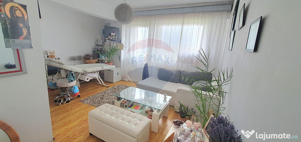 Apartament cu 2 camere de vânzare în zona Crisan
