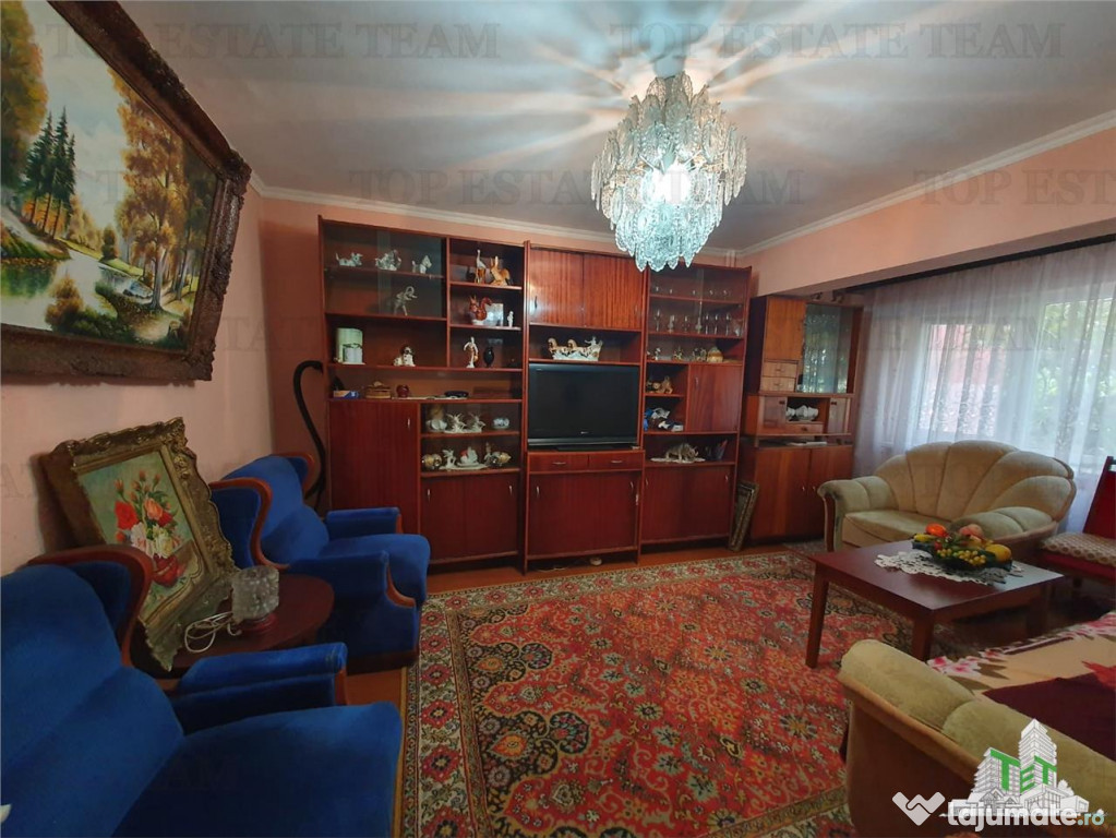 Apartament 2 camere decomandat cu beci interior Zona Brotac