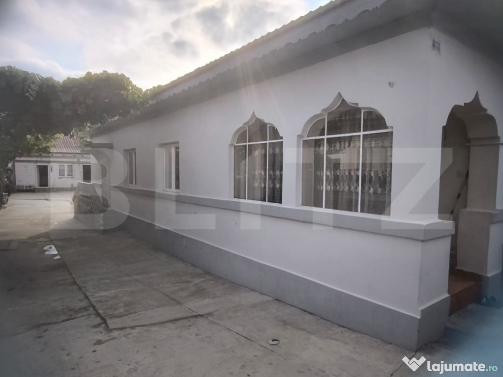 Casa pe un singur nivel , 397 mp teren, Romanesti