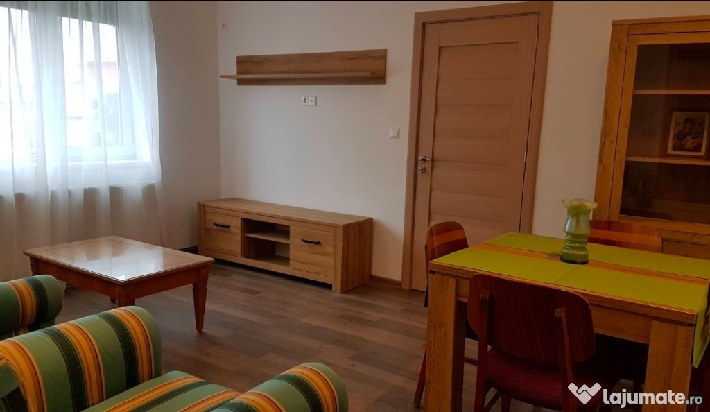 Proprietar, de închiriat 2, 3 camere apatament Ultracentral Valcea