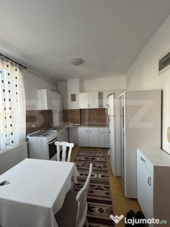 Apartament 2 camere de vanzare | Piata 1 mai