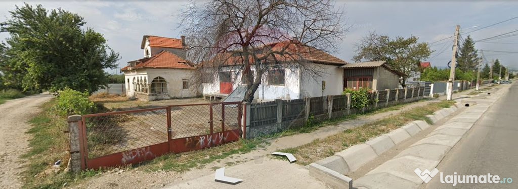 Casă si spatiu comercial cu suprafata de 483 mp
