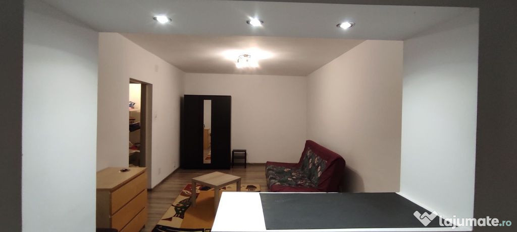 De inchiriat 2 camere - Oltenitei - Piata Sudului