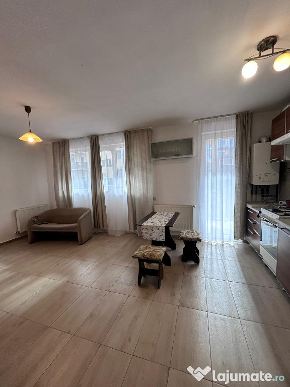 Apartament de 1 camera, zona Eroilor