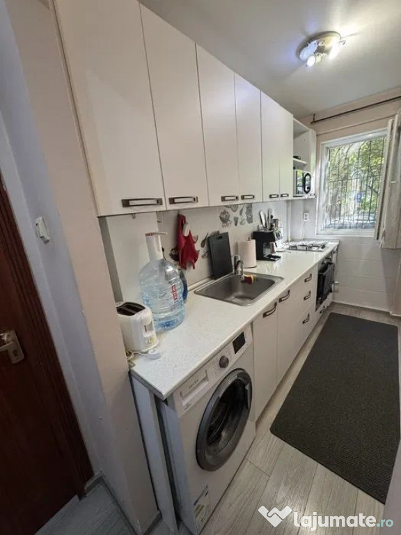 Apartament 2 camere Decomandat Piata Sudului