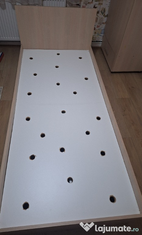 Pat din pal de 1 persoana