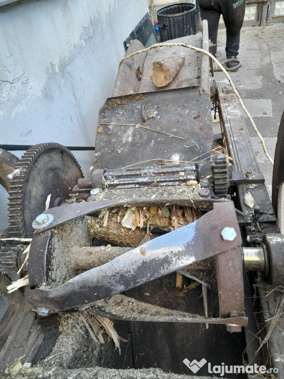 Siscornita cu tot cu motor