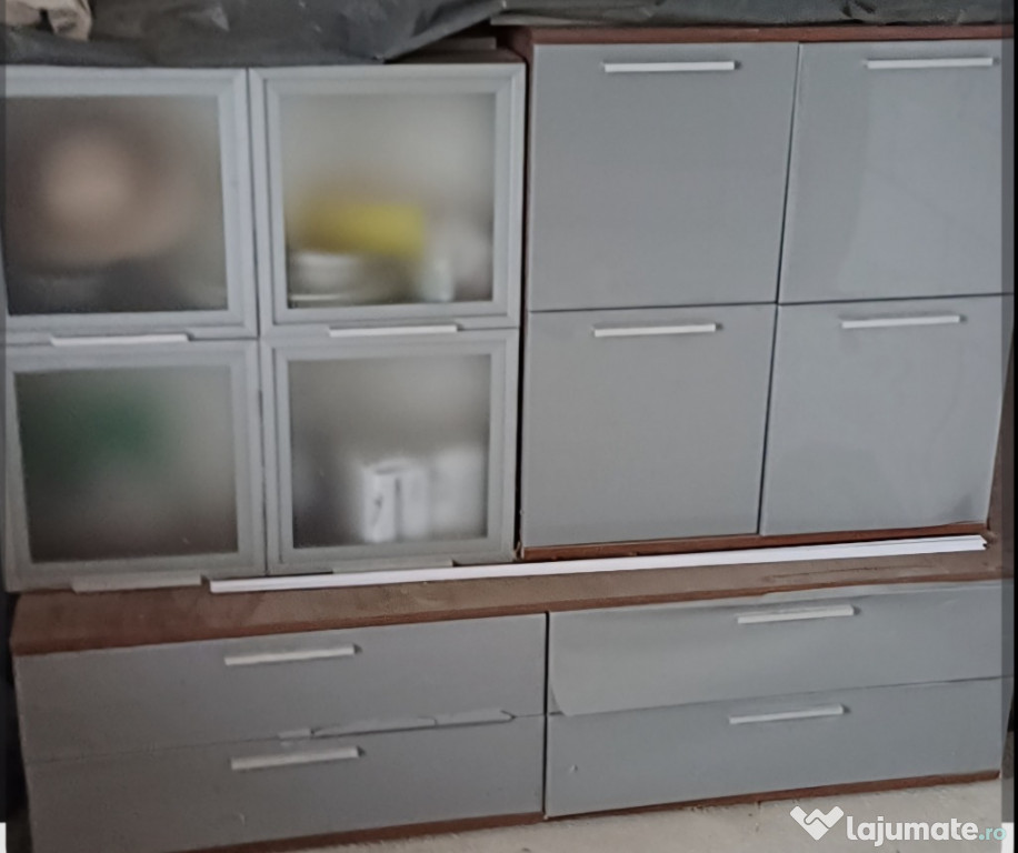 Mobilă pt living sau salon.