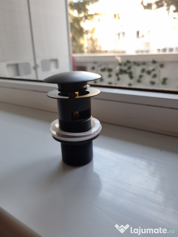 Ventil push-up diferite nuante deosebite