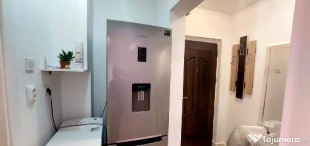 Dristor Mihai Bravu luminoasa vedere stradala