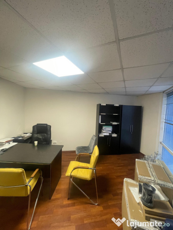 De închiriat spațiu pretabil pentru birouri – 102 mp –