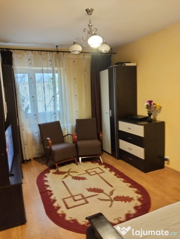 Apartament 1 camera decomandat Baza 3