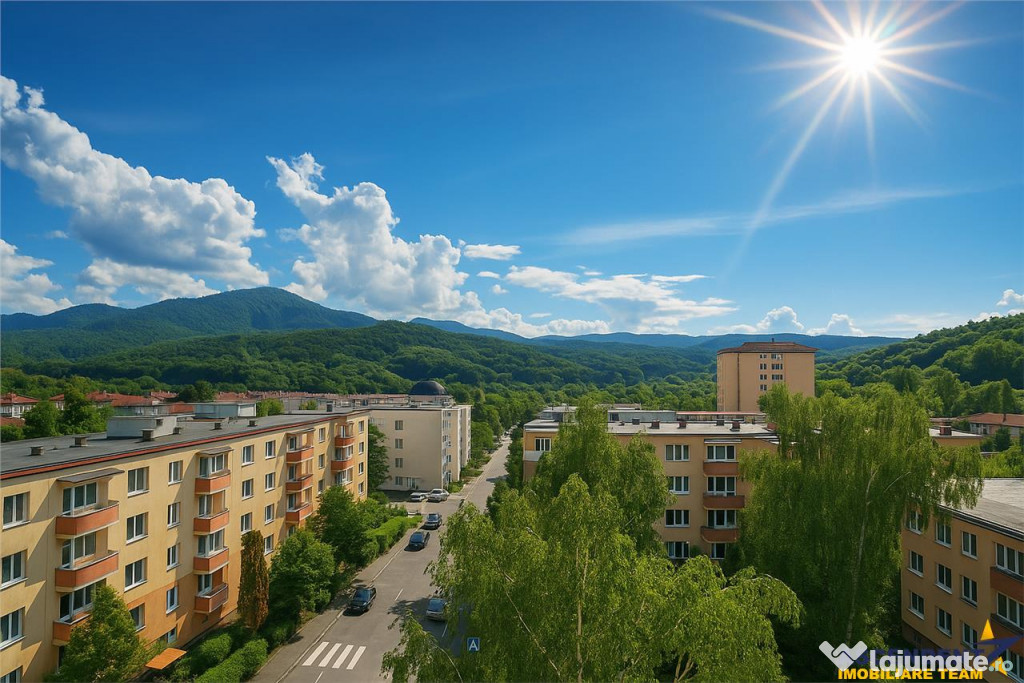 Apartament luminos,2 camere,balcon,boxa, potential design pe