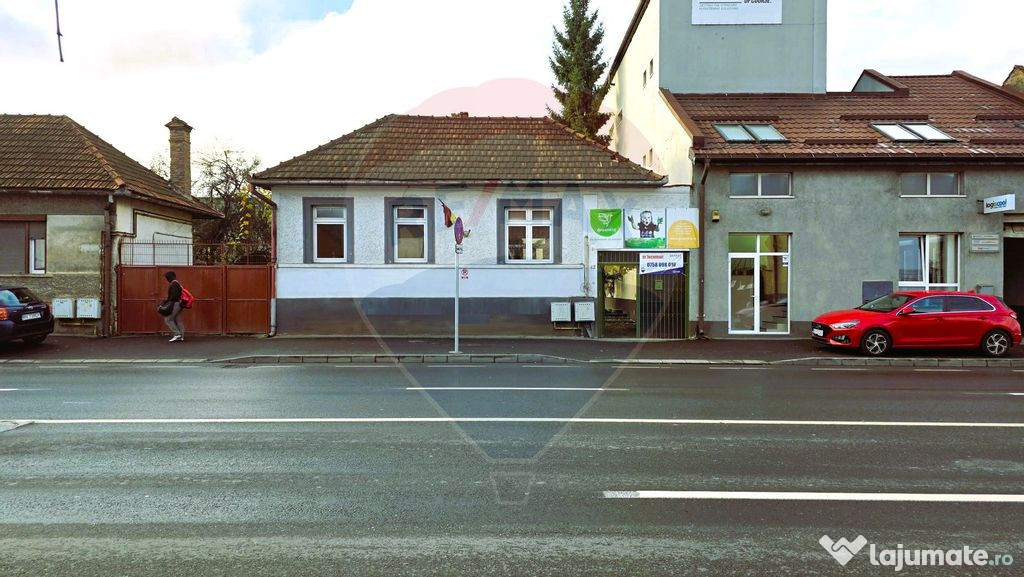 Închiriere imobil Brașov, zonă centrală, strada Aurel...