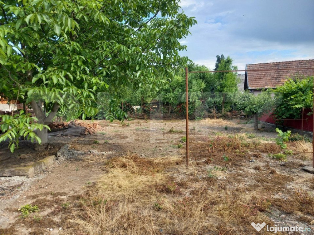 Casa renovabila cu teren de 800mp in Targu Mures