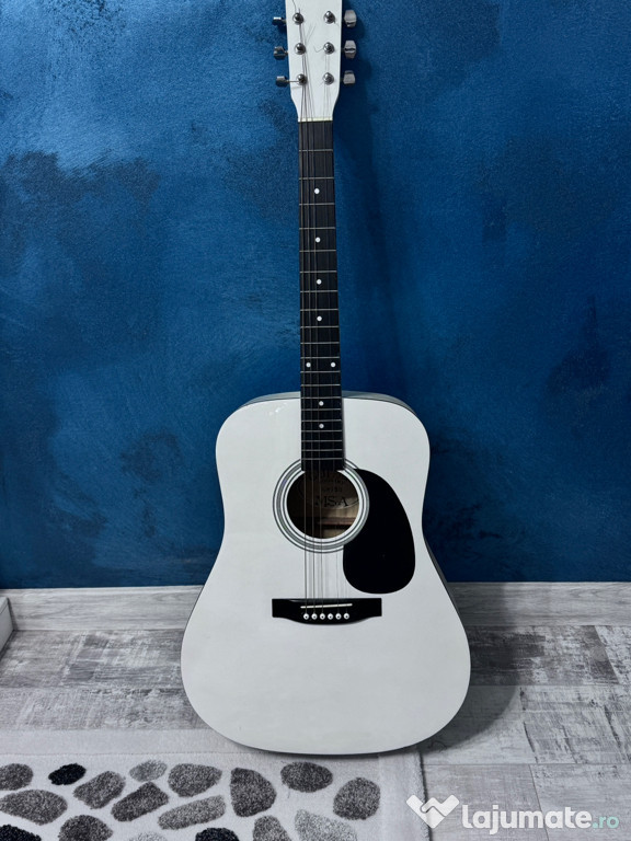 Vând Chitară albă