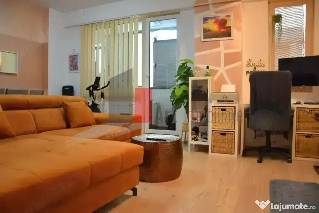 Apartment 2 camere de vanzare pe Tineretului