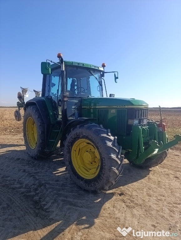Vând John Deere 6800
