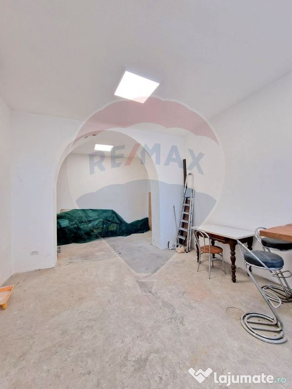 Spațiu comercial Metrou Eroii Revolutiei