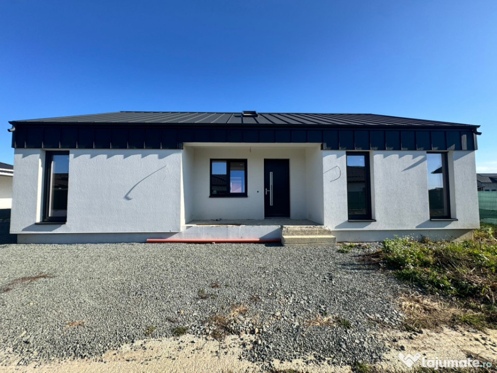 Casă nouă, semifinisata – aproape de oraș!