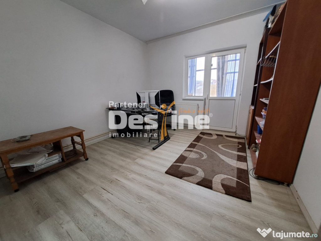 Apartament 3 camere, decomandat , Valea Lupului, 88.900 eur