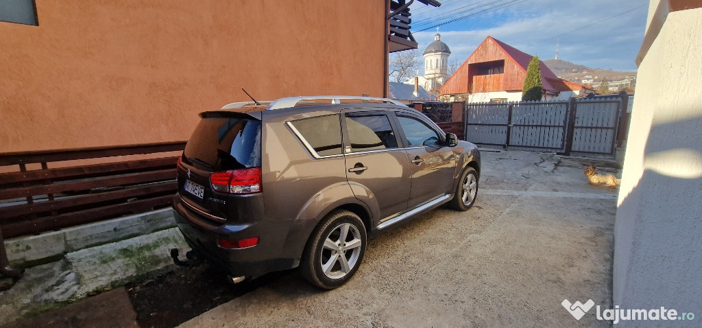 Citroen C Crosser 2,2 HDi