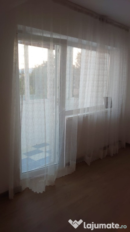 Garsonieră confort 1, 32 m², renovat uși, parchet termopane central