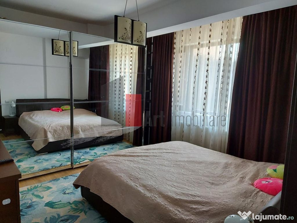 Inchiriere apartament 3 camere in complex Apusului Residence