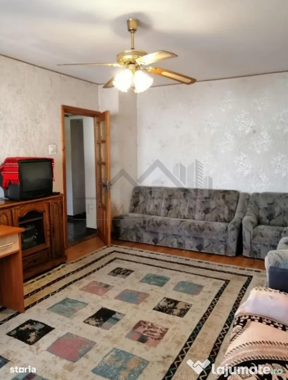 Chirie pentru o camera in apartament de trei camere zona Arcu - Gara -