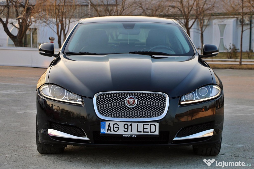 Jaguar XF limousine