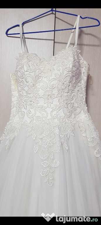 Rochie mireasa in stare foarte njna
