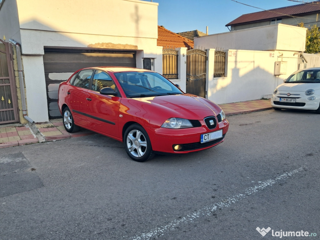 SEAT CORDOBA • 2010 • UNIC PROPRIETAR • 137 .000 KM •