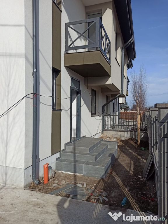 Vila gata in duplex/5cam+2bai+150mp curte libera/comBerce...