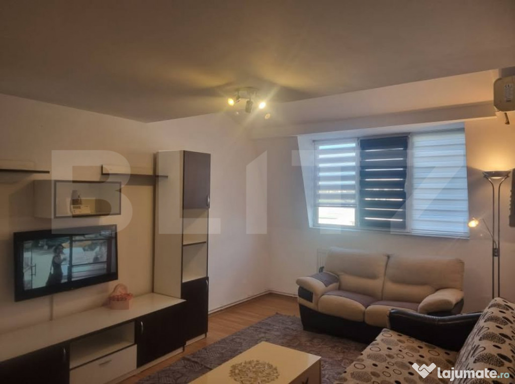 Inchiriere apartament 2 camere | decomandat | Zona Palas |