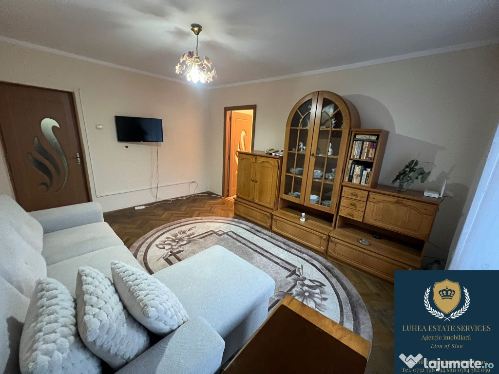 Reșița, Central - Apartament cu 2 camere, 66 mp utili