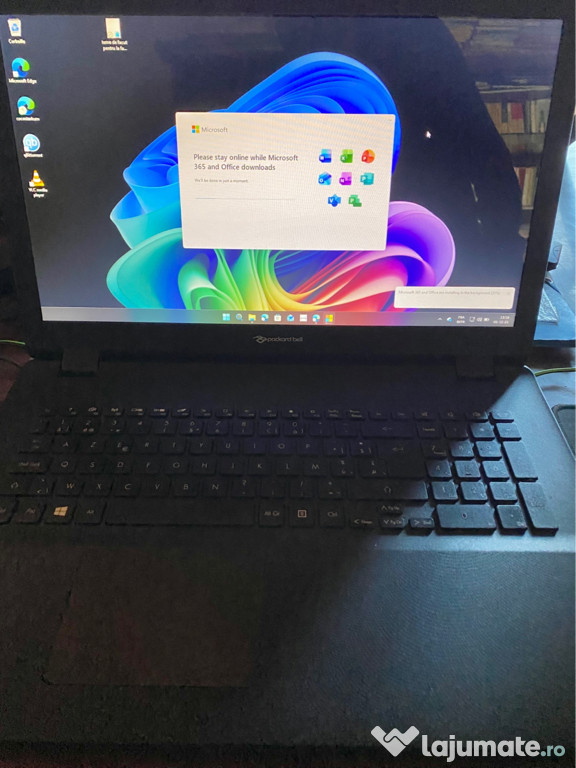 Laptop packard bell intel 8GB 1Terra spatiu. Win 11 pro