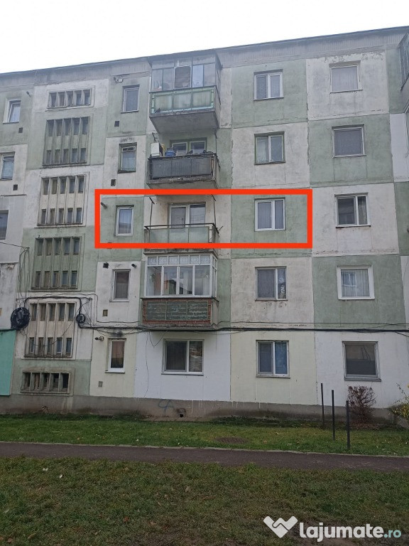 De vânzare apartament cu 2 camere în Sfântu Gheorghe