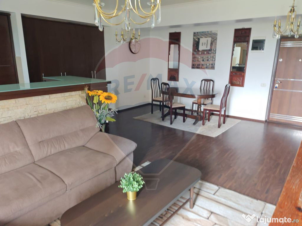 Vanzare apartament cu 3 camere-zona Decebal