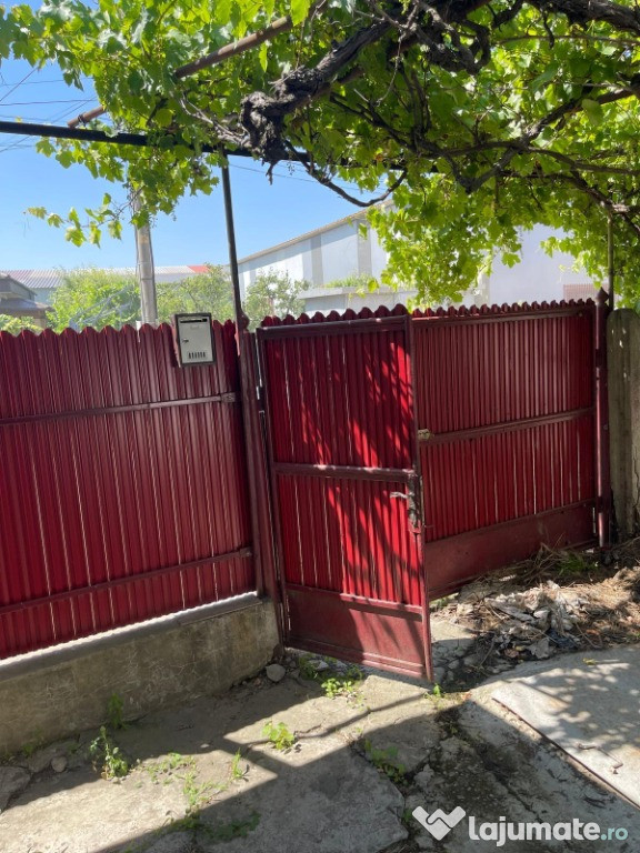 Proprietar - Vand casa ultracentrala Tecuci, judetul Galati