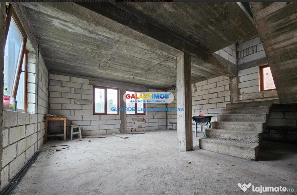 Casa P M Vulcana Bai