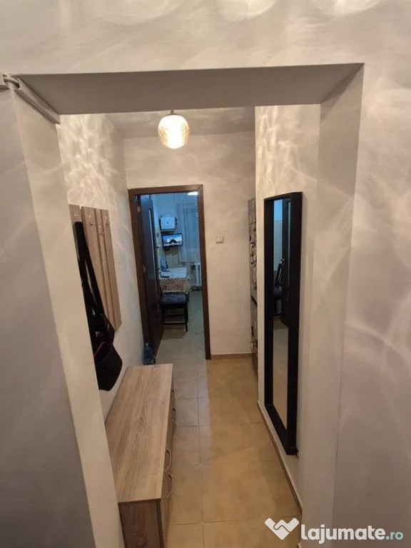 Garsoniera Decomandata 42mp - Titan - Etaj Intermediar