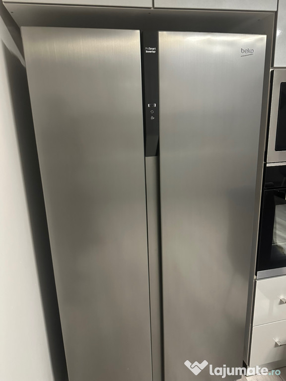 Frigider BEKO side-by-side în garanție