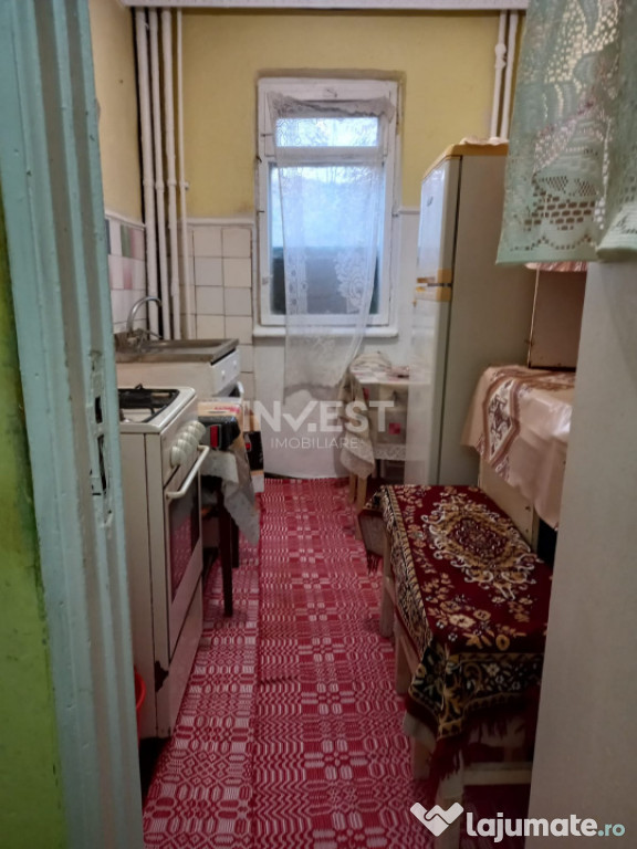 DE VANZARE-APARTAMENT 2 CAMERE-MIRCEA CEL BATRAN