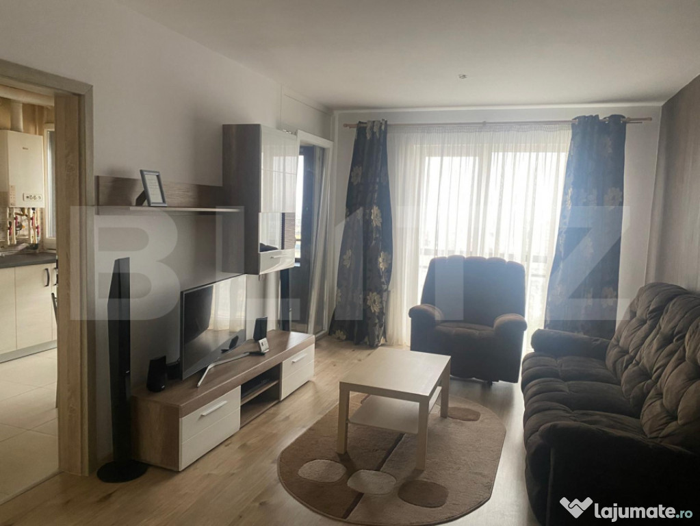 Apartament de închiriat, cu 2 camere, parcare privată, zon