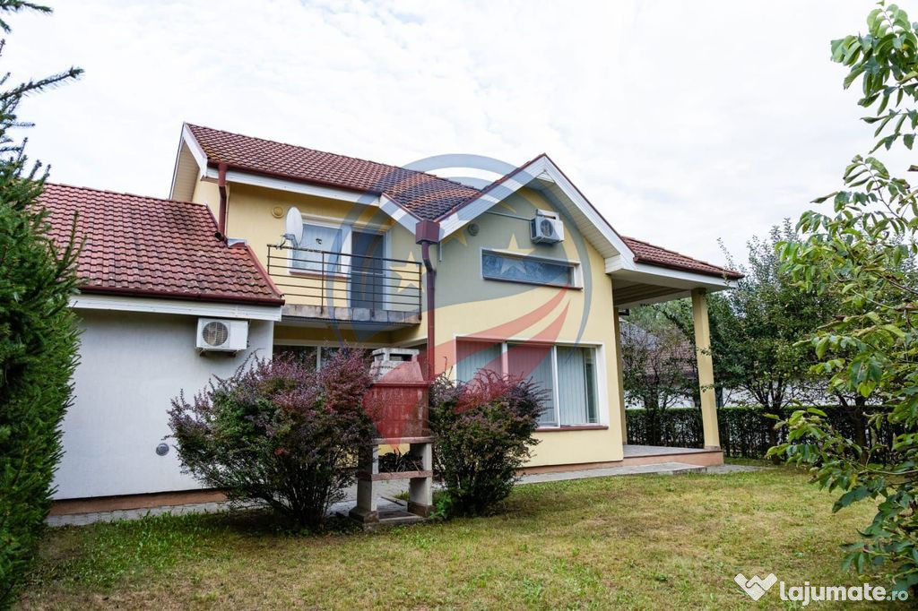 Vila superba cu cinci camere zona centrala