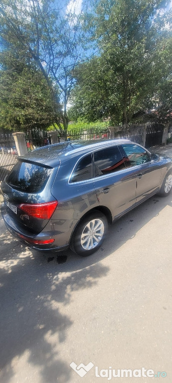 Audi Q5 Fara Defecte