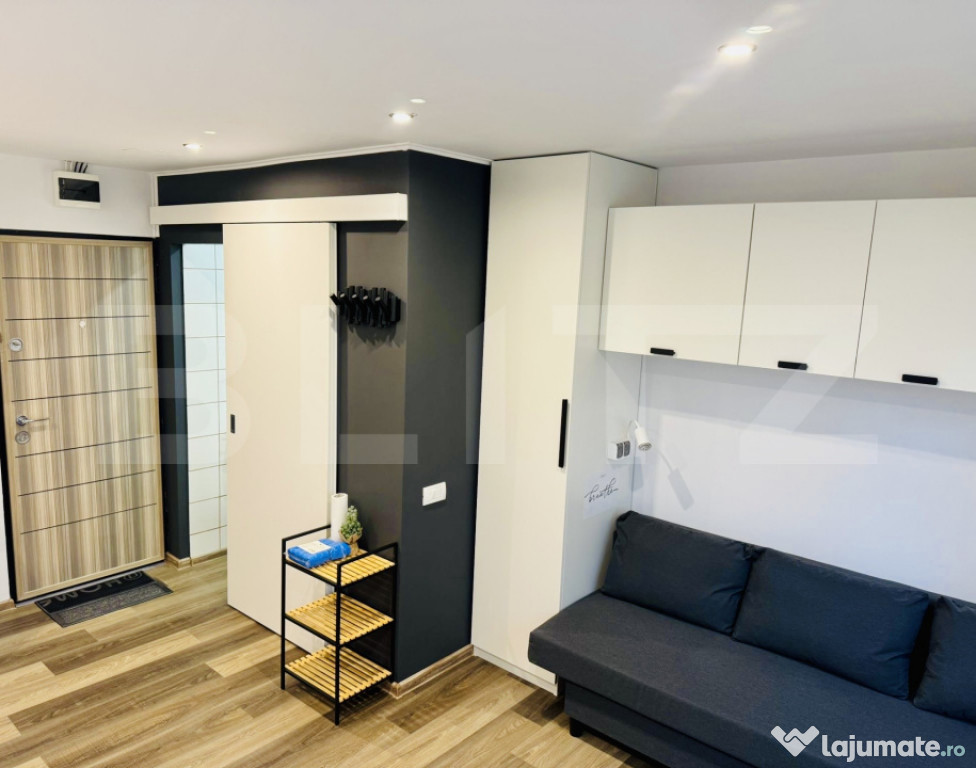 Garsonieră complet renovată în zona Complex