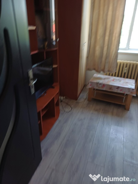 Granit ,-garsoniera 18 mp mobilata